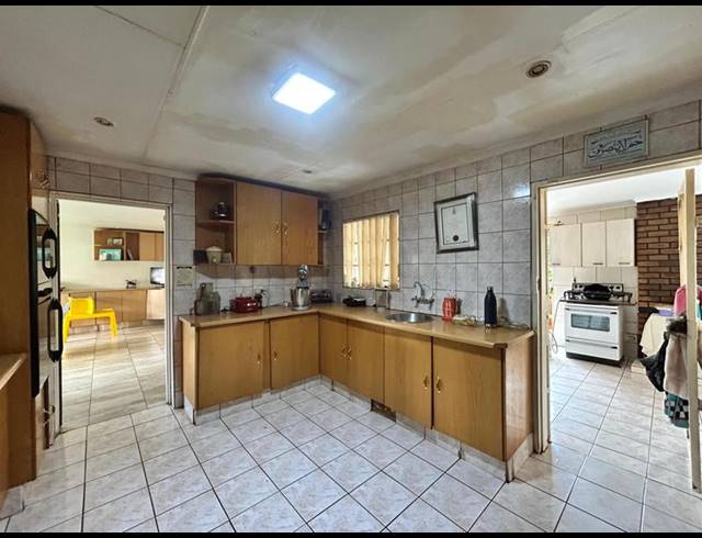 4 BEDROOM HOUSE FOR SALE IN BAKERTON